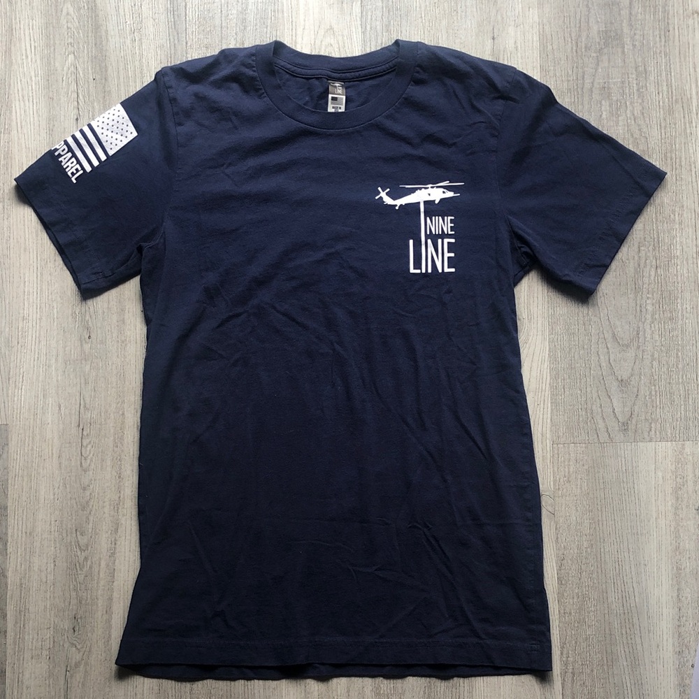 Navy Graphic Tee - woman’s Casual Shirt small